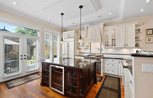 4640 W 7th Avenue Point Grey