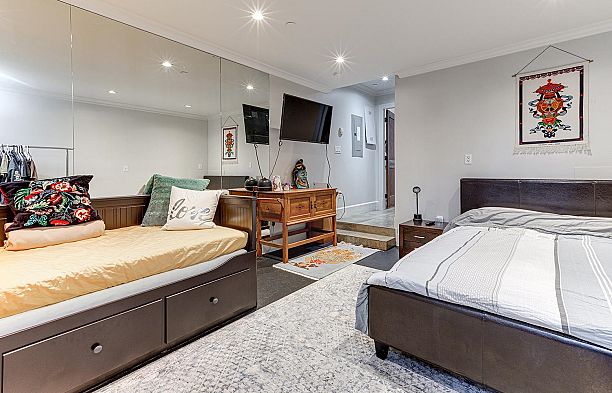 4459 W 5th Avenue Point Grey