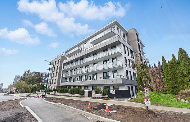 310 6859 Cambie Street South Cambie