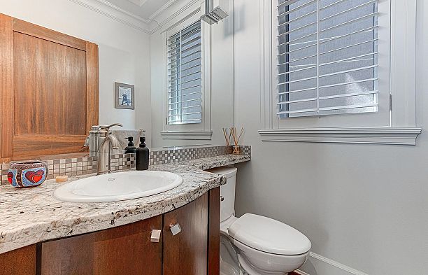 4459 W 5th Avenue Point Grey