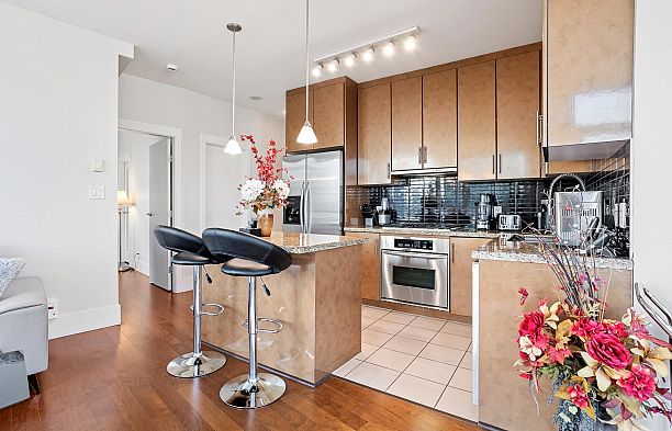 3303 1189 Melville Street Coal Harbour
