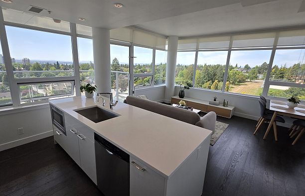 907 6383 Cambie Street Oakridge VW