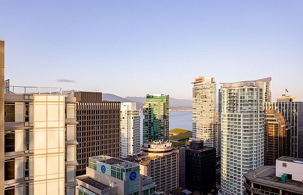3303 1189 Melville Street Coal Harbour
