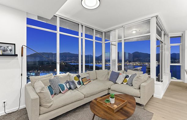 3701 1211 Melville Street Coal Harbour