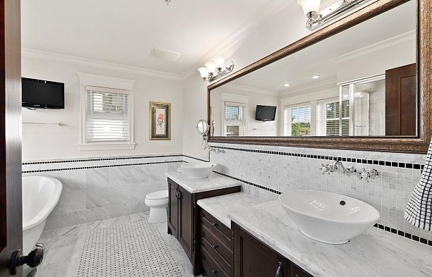 4640 W 7th Avenue Point Grey
