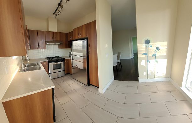 401 995 W 59th Avenue South Cambie