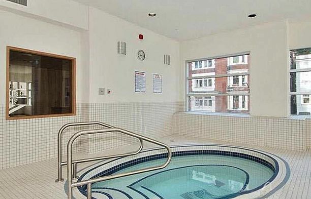 906 1211 MELVILLE STREET, Vancouver BC V6E 0A7 Coal Harbour