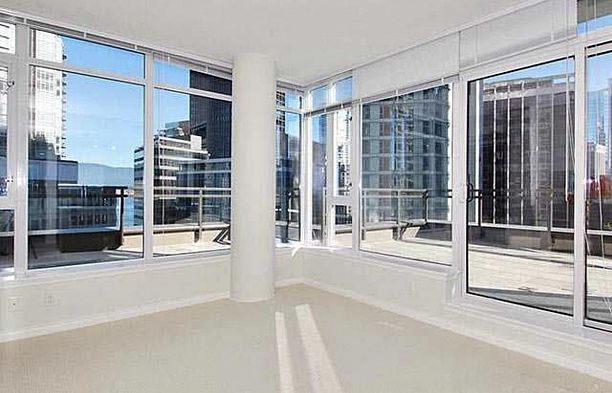 906 1211 MELVILLE STREET, Vancouver BC V6E 0A7 Coal Harbour