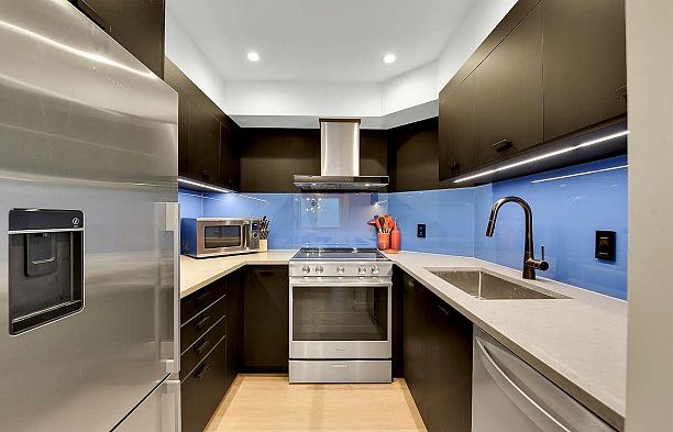 205 1265 W 11th Avenue Fairview VW