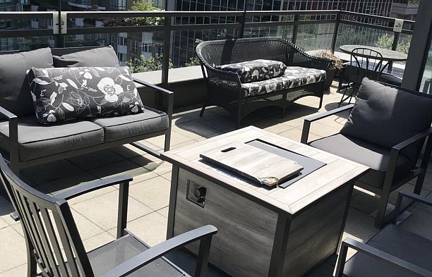 906 1211 MELVILLE STREET, Vancouver BC V6E 0A7 Coal Harbour