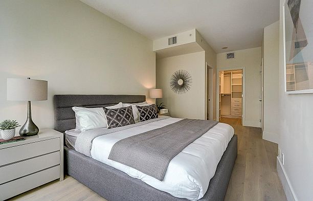 903 1211 Melville Street Coal Harbour
