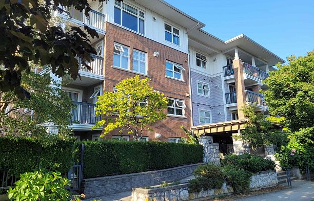 401 995 W 59th Avenue South Cambie