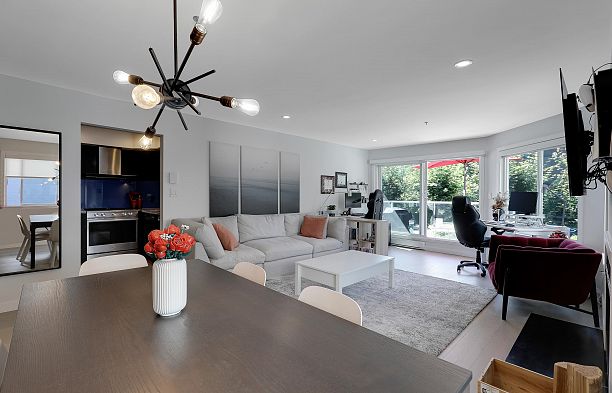 205 1265 W 11th Avenue Fairview VW
