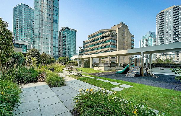 903 1211 Melville Street Coal Harbour