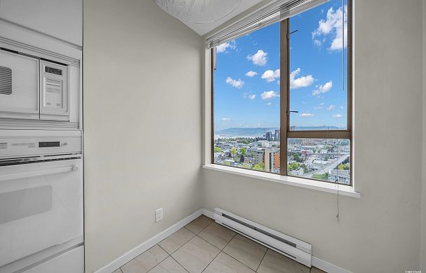 1502 1590 W 8th Avenue Fairview VW