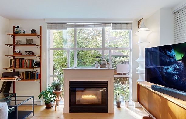 203 518 W 14th Avenue Fairview VW