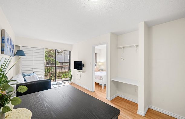 208 2330 Maple Street Kitsilano