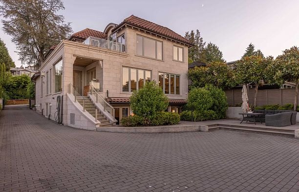 4651 Simpson Avenue Point Grey