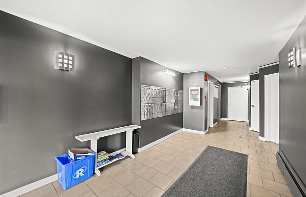 208 2330 Maple Street Kitsilano