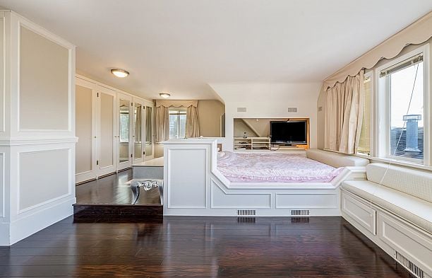 4389 Locarno Crescent Point Grey