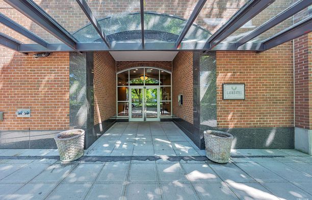 304 5790 East Boulevard Kerrisdale