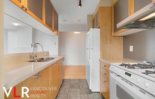 1604 1003 BURNABY STREET, Vancouver BC V6E 4R7 West End VW