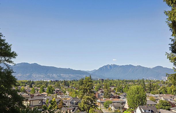2806 W King Edward Avenue Arbutus