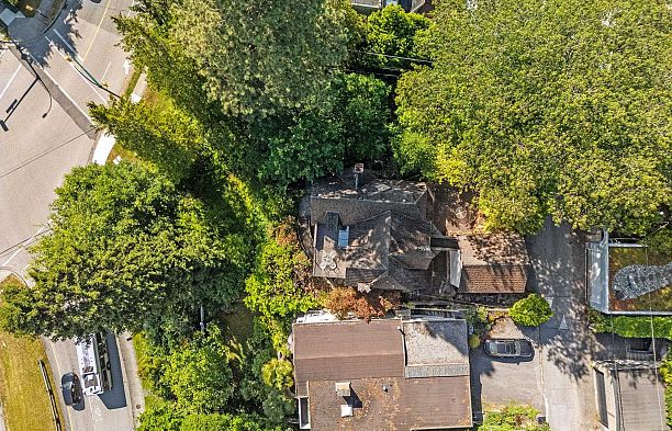 2806 W King Edward Avenue Arbutus