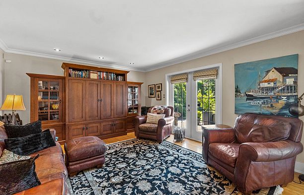 7215 Wiltshire Street South Granville