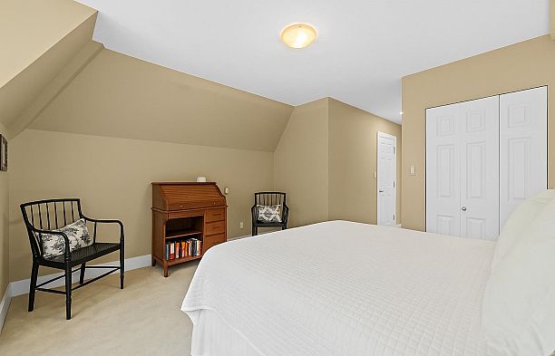 7215 Wiltshire Street South Granville