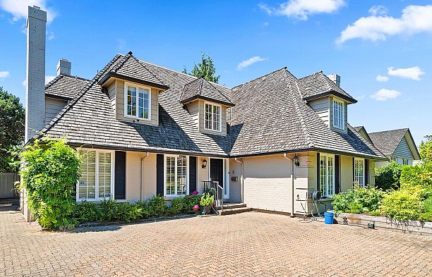 7215 Wiltshire Street South Granville