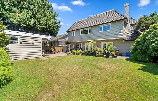 7215 Wiltshire Street South Granville