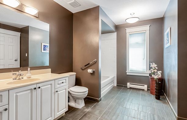 1845 W 62nd Avenue S.W. Marine