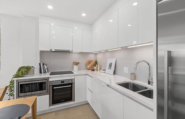 401 2239 W 7th Avenue Kitsilano