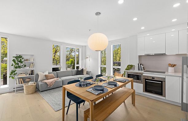 401 2239 W 7th Avenue Kitsilano