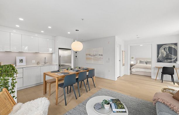 401 2239 W 7th Avenue Kitsilano