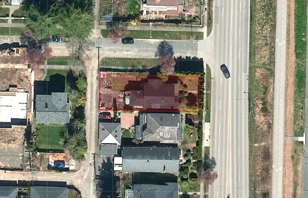 3707 Arbutus Street Arbutus