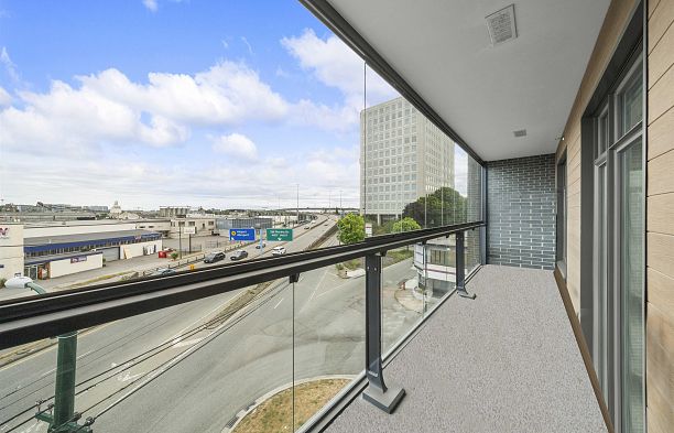 301 8888 Osler Street Marpole
