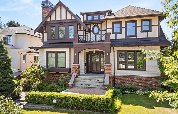 3838 W 50th Avenue Southlands