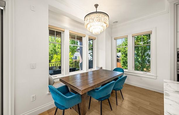 3838 W 50th Avenue Southlands