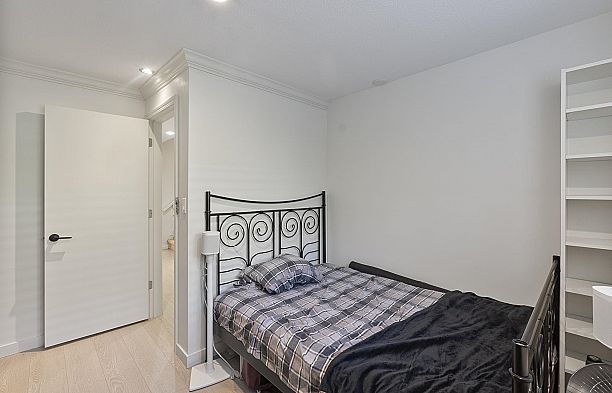 1563 W 59th Avenue South Granville