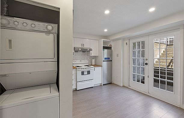 1563 W 59th Avenue South Granville