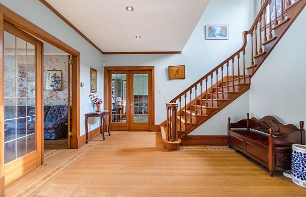 1603 W 49th Avenue South Granville