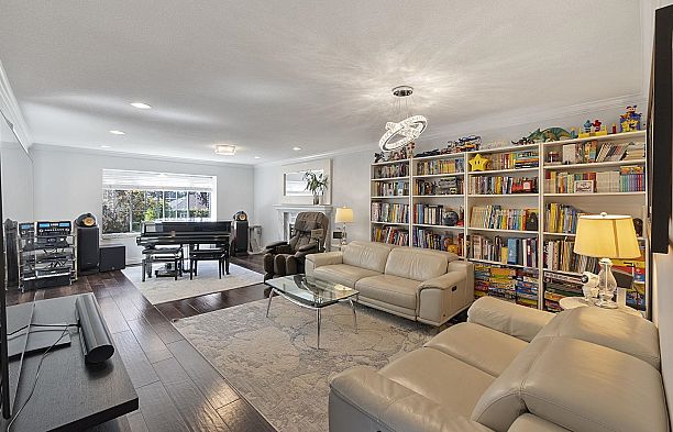 1563 W 59th Avenue South Granville