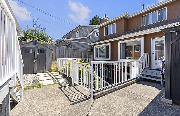 1563 W 59th Avenue South Granville