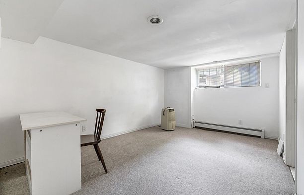 1603 W 49th Avenue South Granville