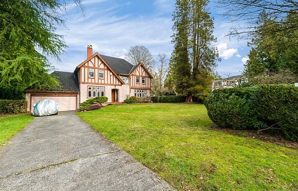 1603 W 49th Avenue South Granville