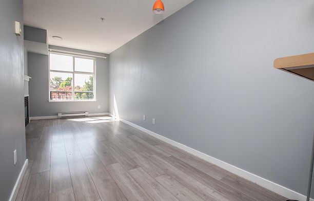 312 1503 W 65th Avenue S.W. Marine