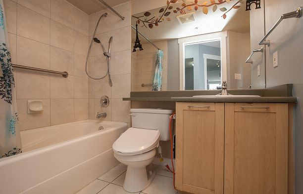312 1503 W 65th Avenue S.W. Marine