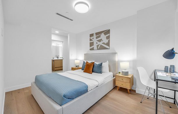 1016 W 52nd Avenue South Granville